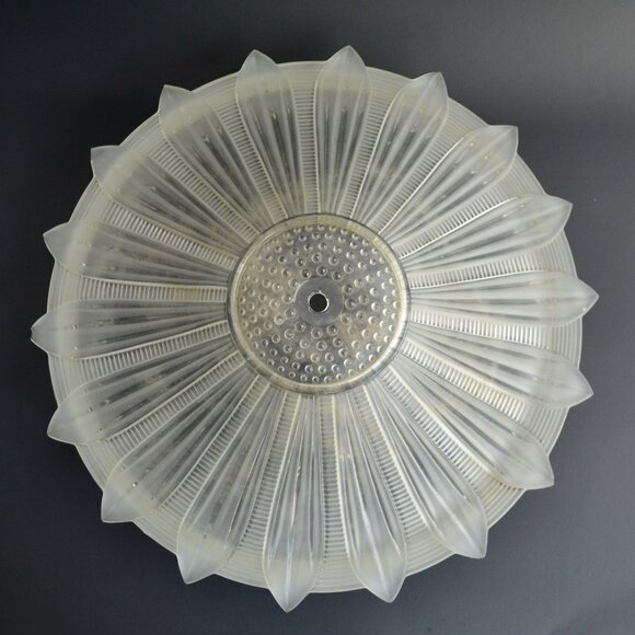 Art Deco Sunflower Glass Ceiling Shade Vintage White Frosted 14" Restoration - Picture 1 of 10